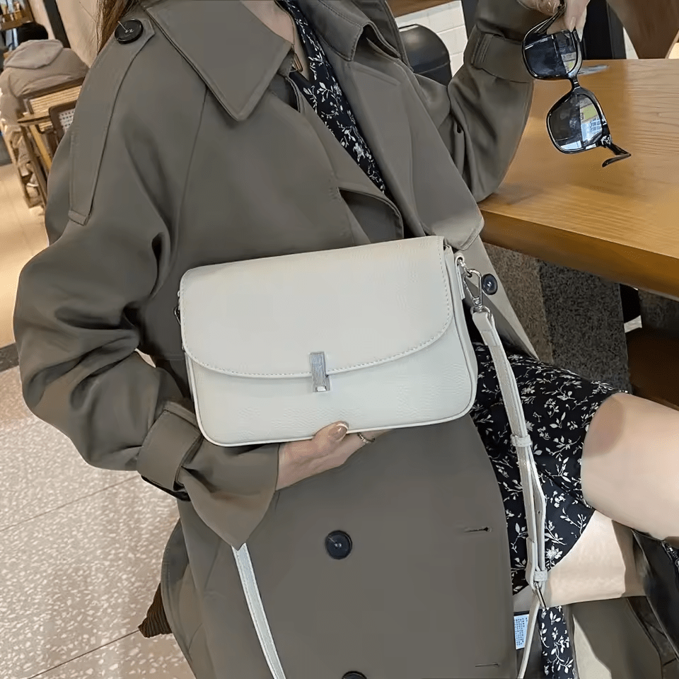 Forma Leather Shoulder Bag | Small Square Underarm, Cowhide, Zip Closure