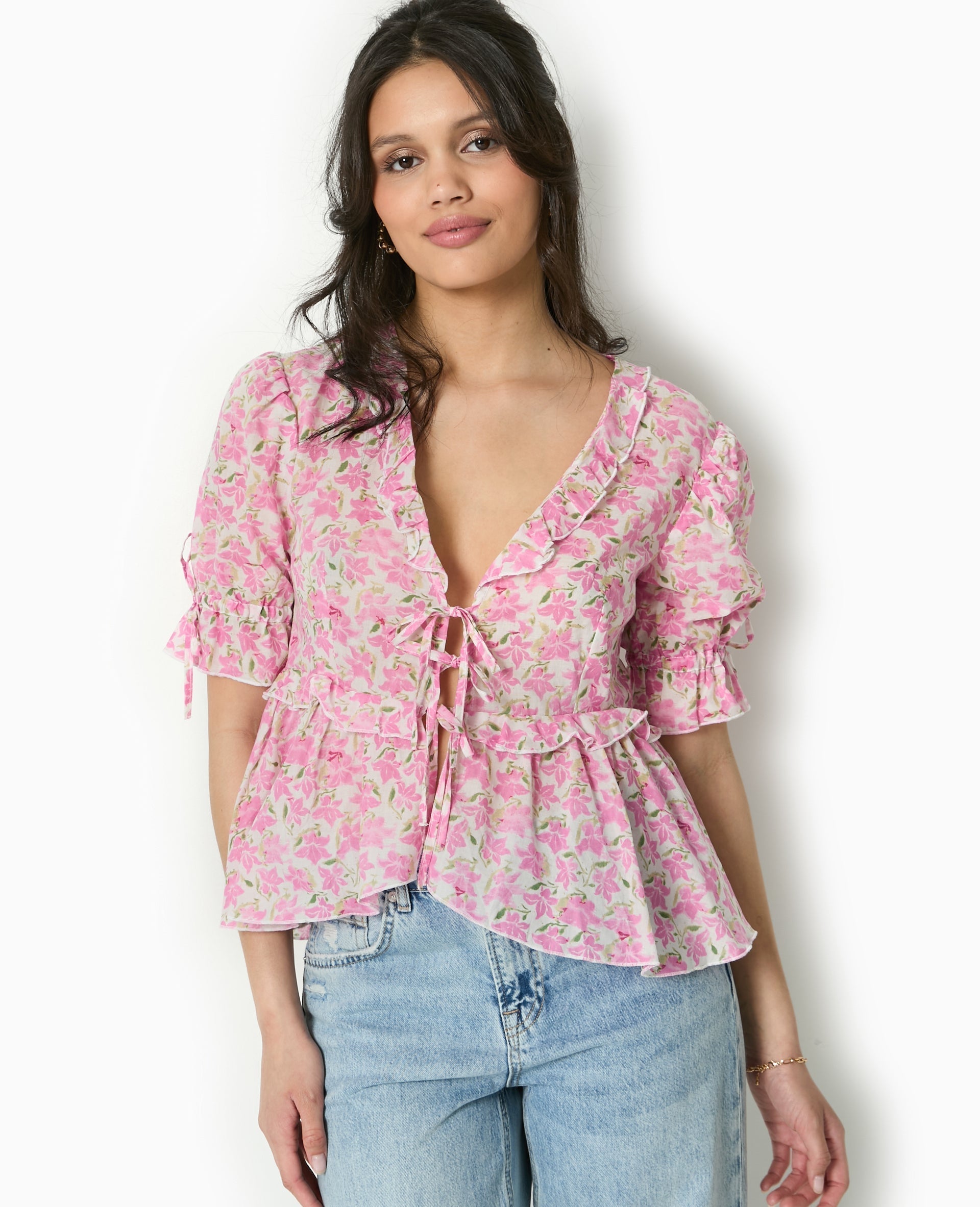 Solenne Floral Blouse | Ruffled V-Neck | Puff Sleeves
