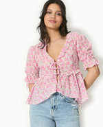 Load image into Gallery viewer, Solenne Floral Blouse | Ruffled V-Neck | Puff Sleeves