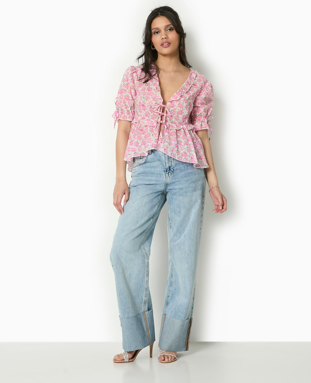 Solenne Floral Blouse | Ruffled V-Neck | Puff Sleeves