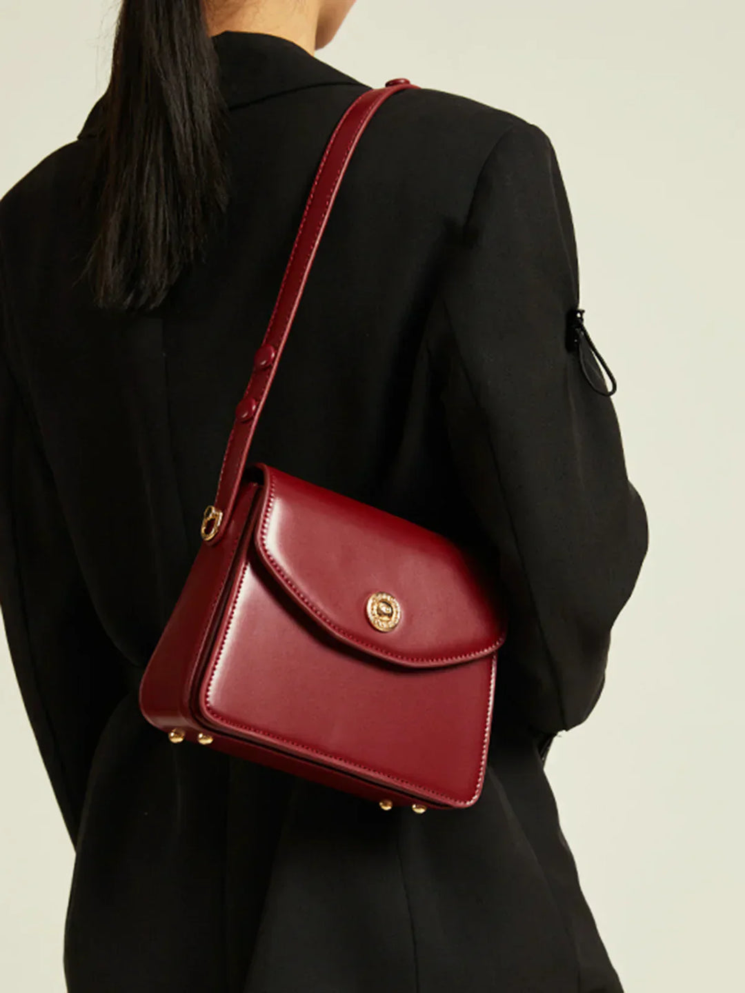 Structured Shoulder Bag | Trapeze Silhouette