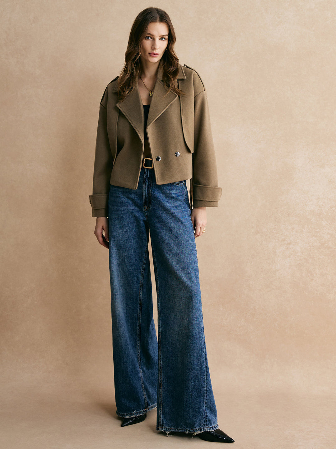 Cropped Wool-Blend Jacket | Structured Lapel | Modern Camel Style