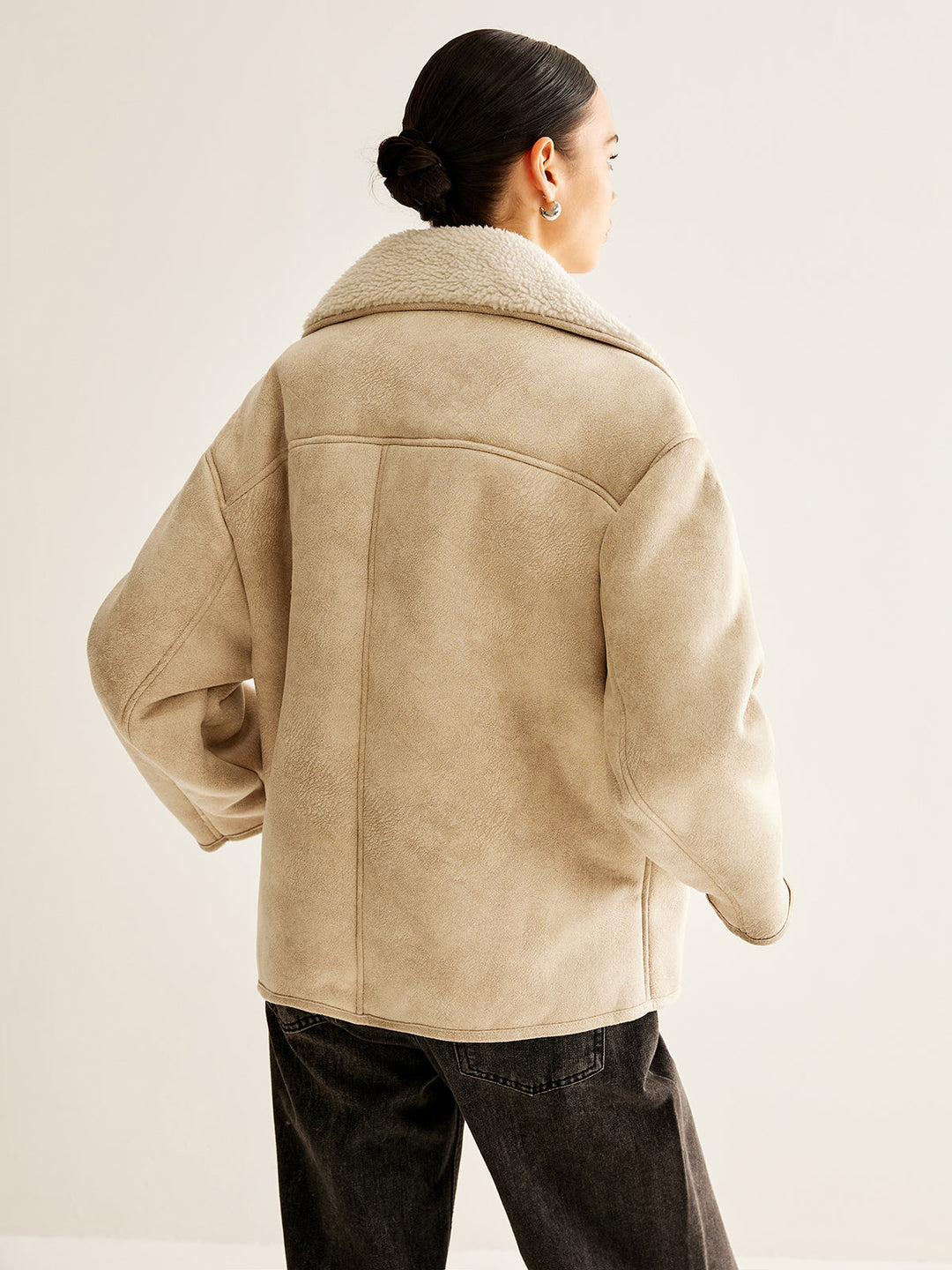 Core Line Faux Shearling Jacket | Oversized Fit | Winter Warmth