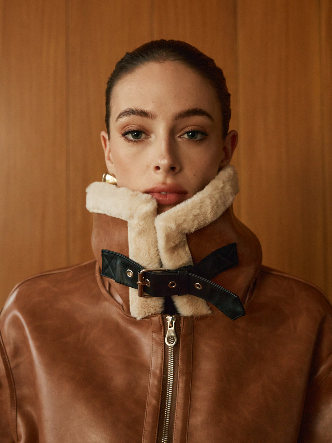 Faux Shearling Aviator Jacket | Oversized Collar | Classic Winter Style