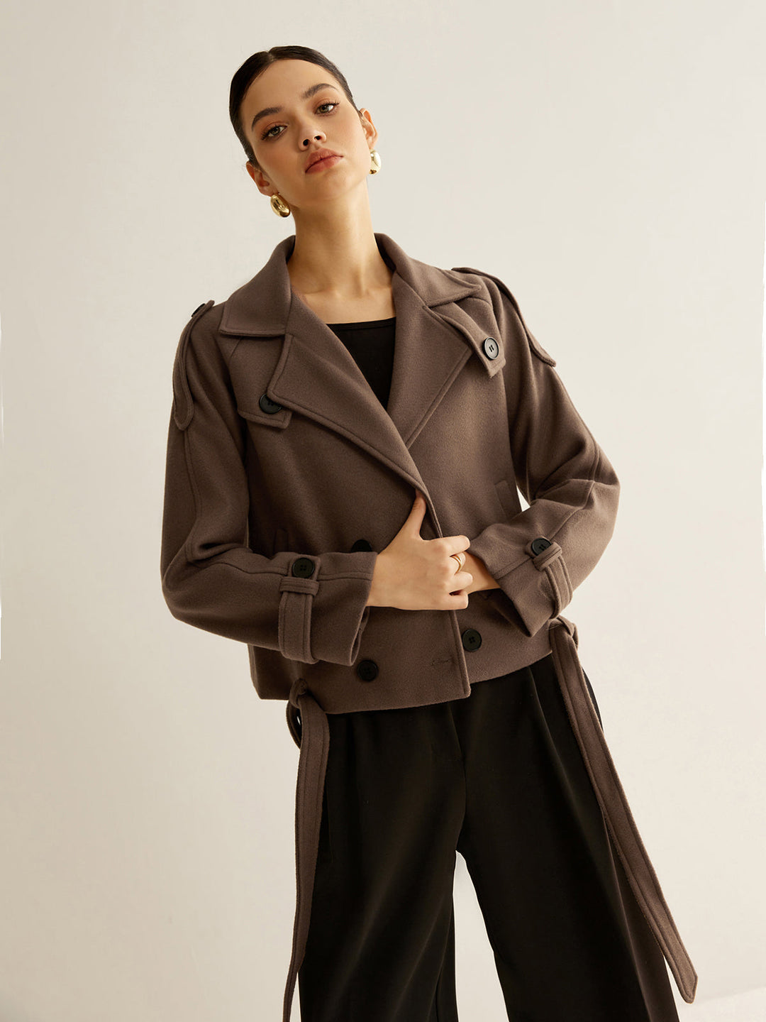 Double-Breasted Short Coat | Structured Silhouette | Refined Winter Style