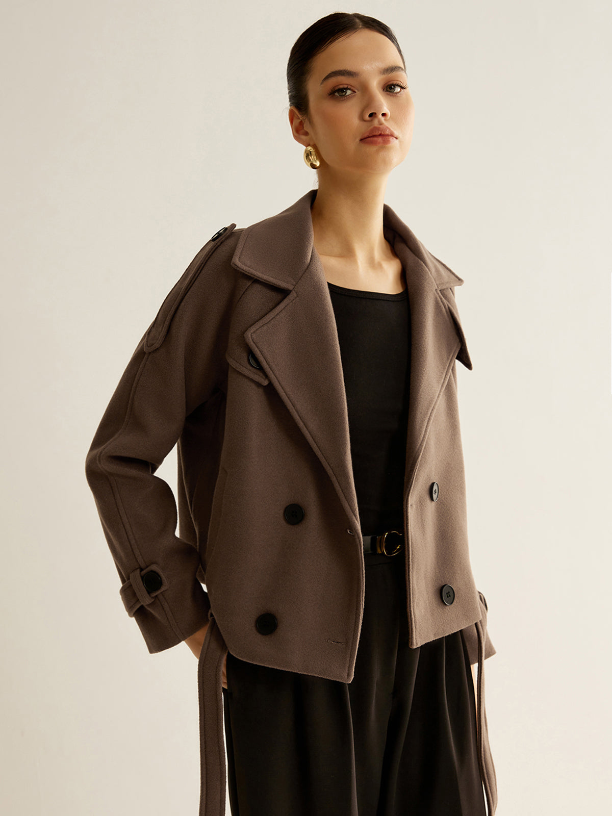Double-Breasted Short Coat | Structured Silhouette | Refined Winter Style