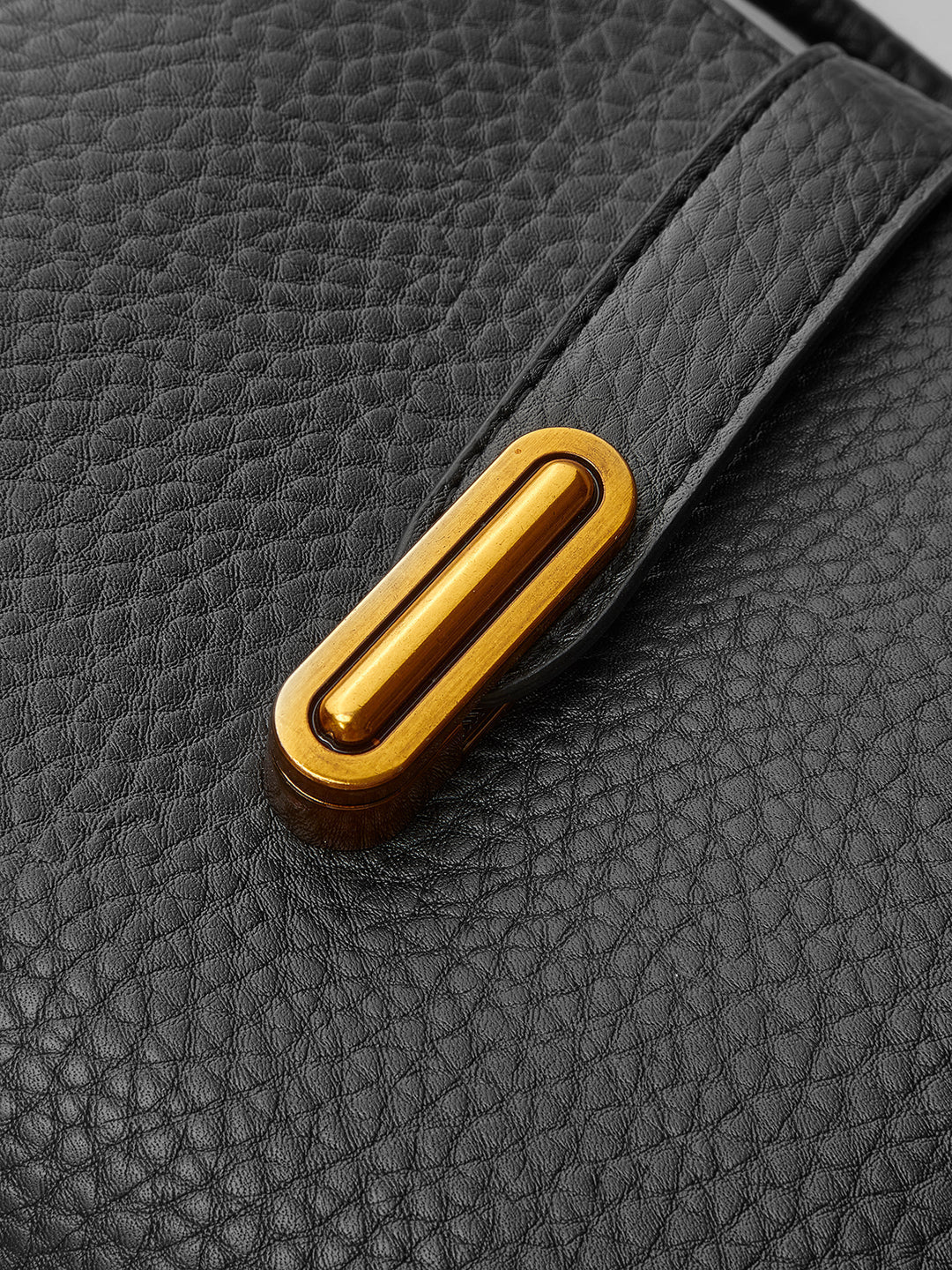 Core Line Textured Shoulder Bag | Top Handle Design