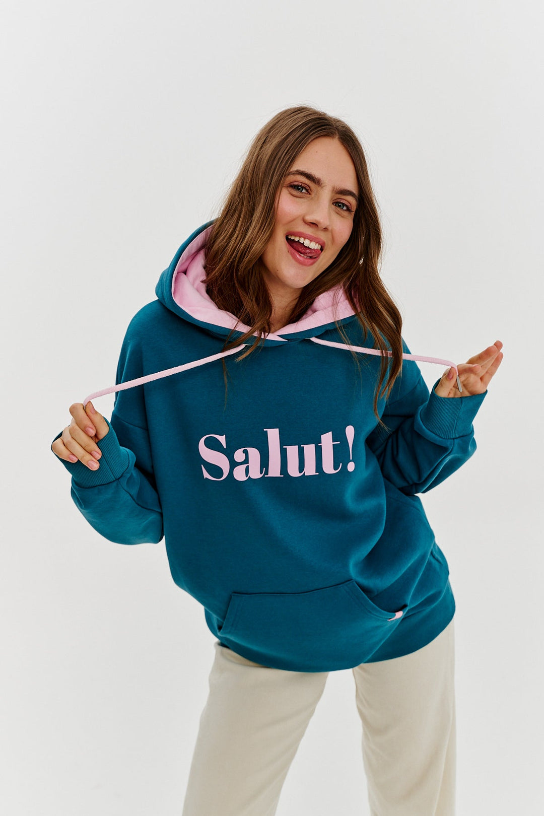 Core Line “Salut!” Hoodie | Oversized Fit | Contrast Print